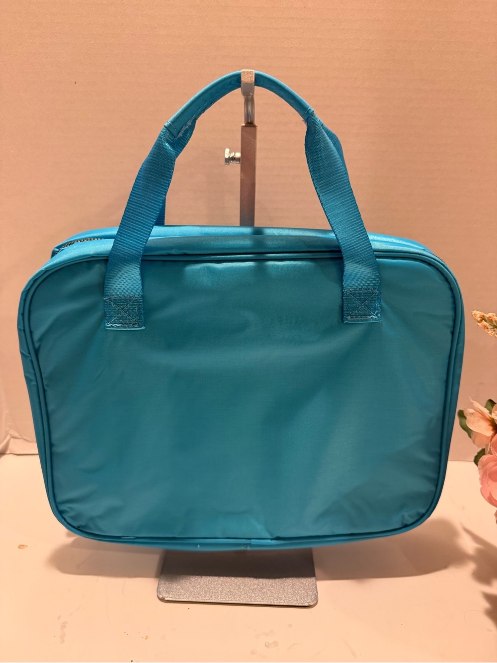 New!! Joy Mangano Turquoise Nylon Cosmetic Case with Gold Hardware - Picture 2 of 16